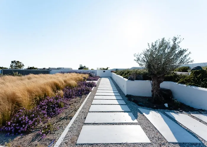 Philosophia Luxury Megalochori (Santorini)