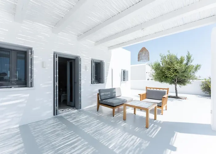 Philosophia Luxury Megalochori (Santorini)